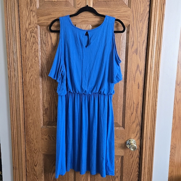 Ann Taylor Loft Dress 💲BUNDLE AND SAVE BIG💲 - Picture 3 of 3